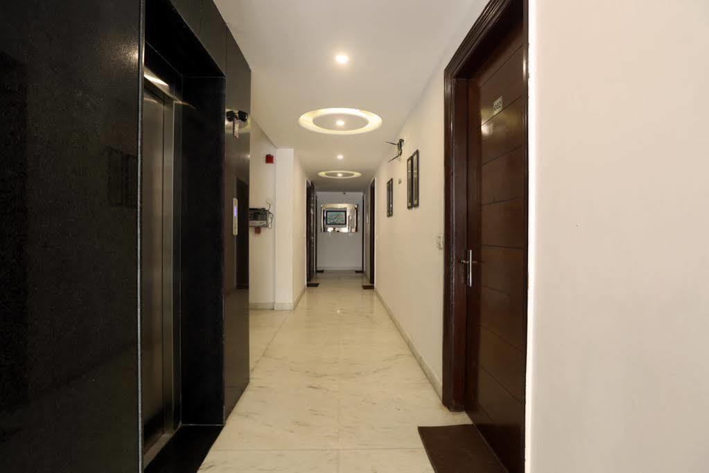 Omega Residency Hotel New Delhi Exterior photo